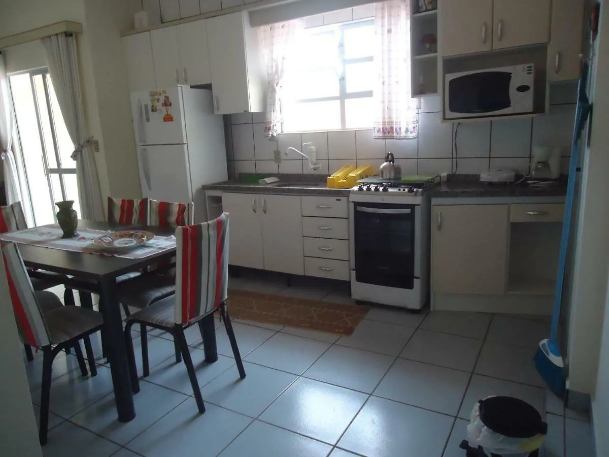 J E E Apartamentos Na Barra Da Lagoa Florianopolis