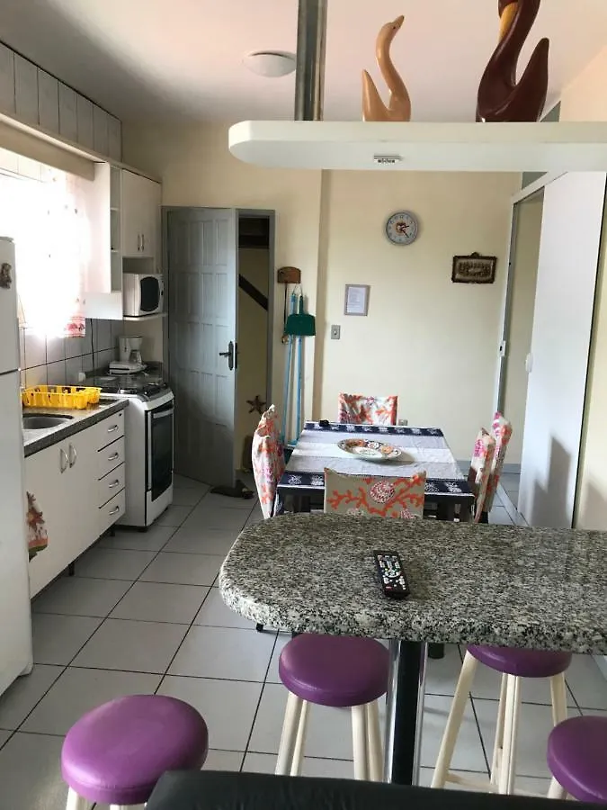 J E E Apartamentos Na Barra Da Lagoa Florianopolis Apartment